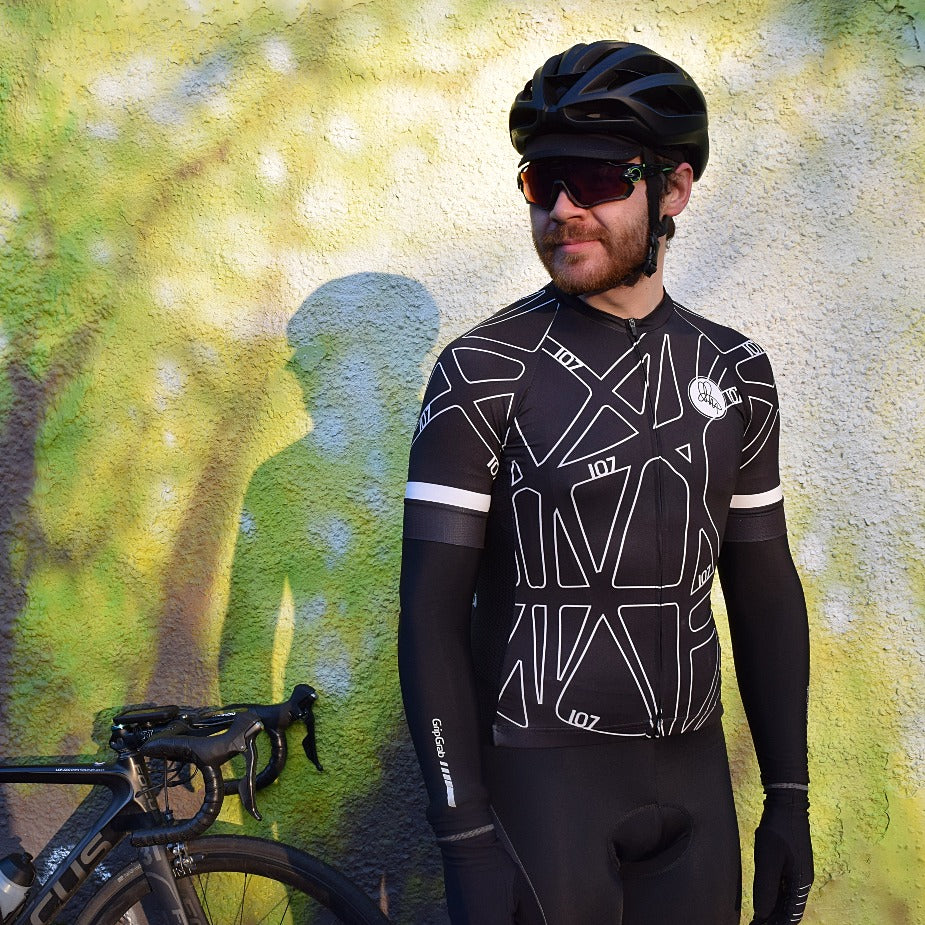 Endurance cyclist Chris Hall cycles 107km every day for 107 days